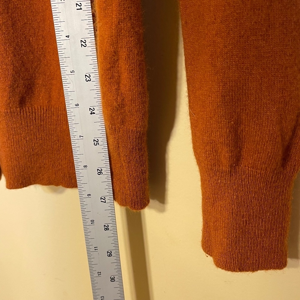 Cashmere button up cardigan - Picture 6 of 7